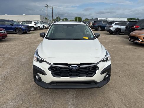 Used 2024 Subaru Crosstrek 2.0i Premium AWD/4WD image 10