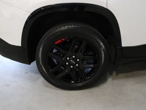 Used 2023 Chevrolet Traverse Premier w/ Redline Edition AWD/4WD image 40