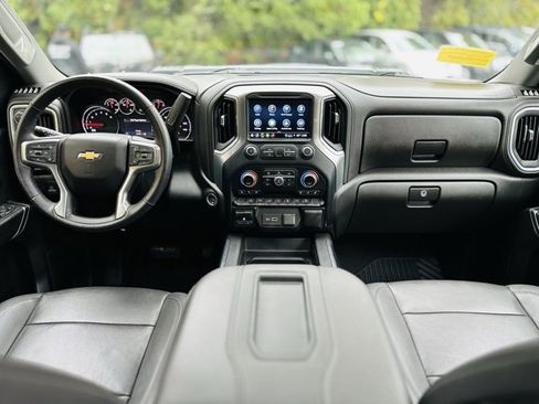 Used 2022 Chevrolet Silverado 3500 LTZ w/ LTZ Plus Package image 26