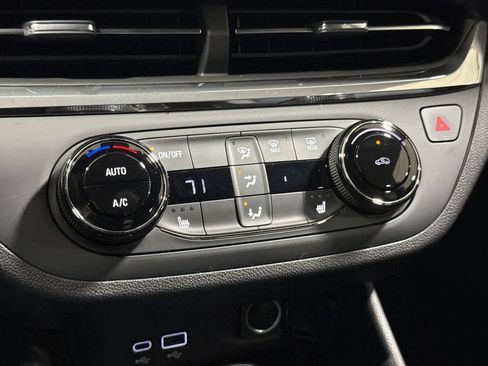 New 2026 Buick Envista Preferred w/ Convenience I Package FWD image 16