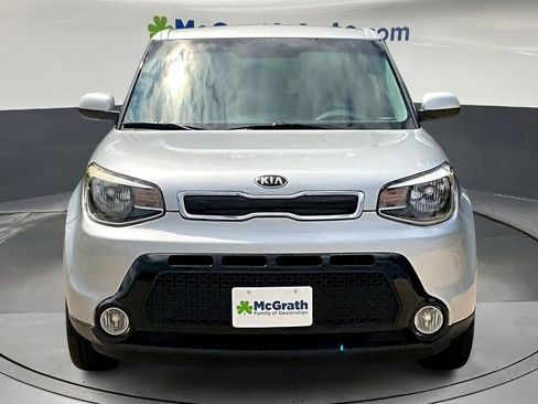 Used 2016 Kia Soul + image 2