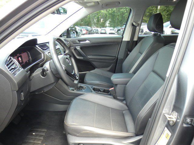 Used 2021 Volkswagen Tiguan SEL FWD image 7
