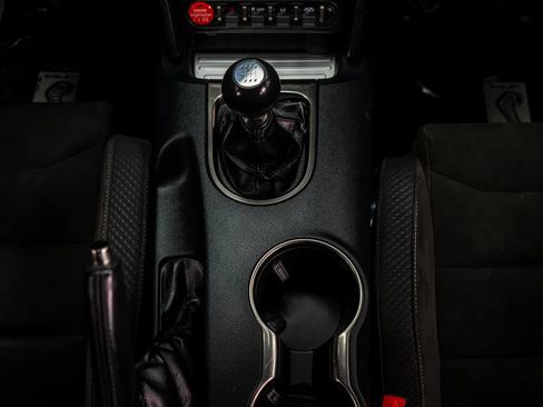 Used 2018 Ford Mustang Shelby GT350 w/ Electronics Package RWD image 26