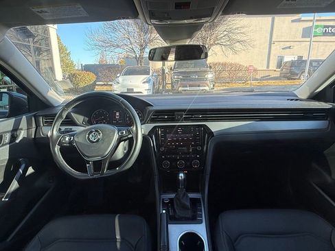 Used 2020 Volkswagen Passat 2.0T SE image 22