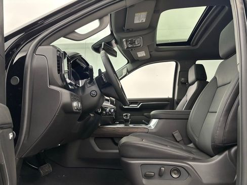 New 2026 GMC Sierra 1500 SLT w/ SLT Premium Package image 17