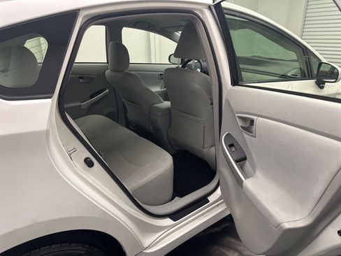 Used 2012 Toyota Prius Two image 7