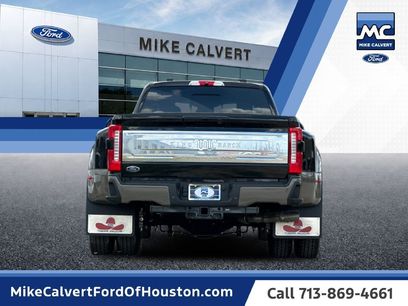 New 2026 Ford F350 King Ranch w/ FX4 Off-Road Package