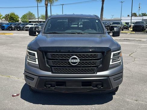 Used 2023 Nissan Titan SV w/ SV Convenience Package AWD/4WD image 9