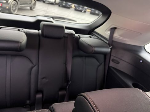 Certified 2025 MAZDA CX-90 3.3 Turbo w/ Preferred Package image 34