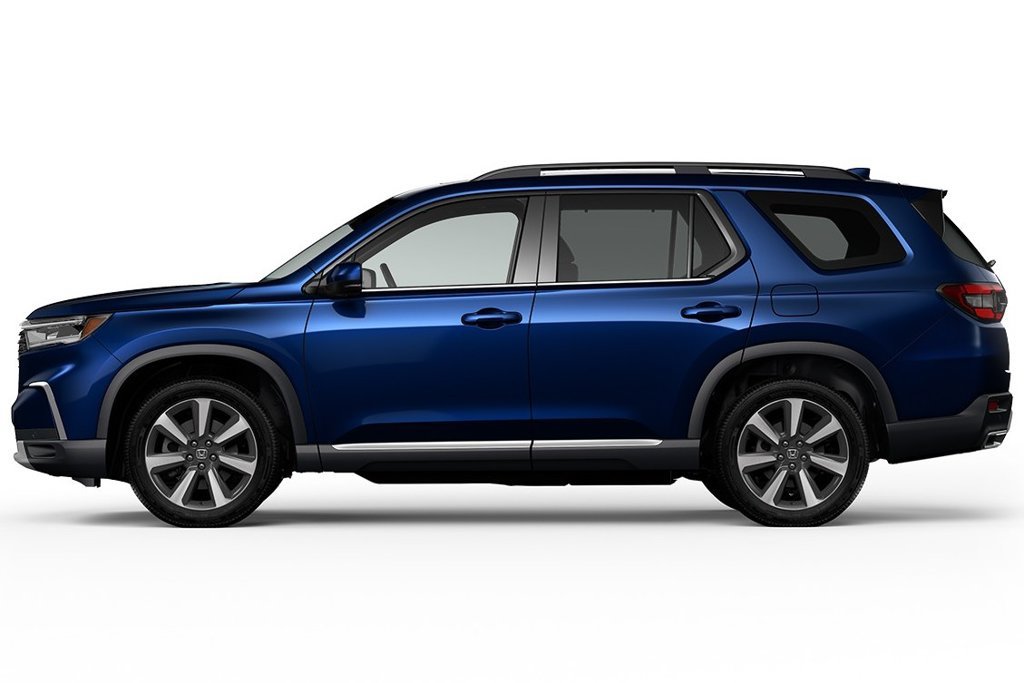 New 2026 Honda Pilot Touring image 4