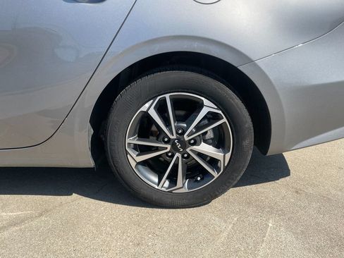 Used 2024 Kia Forte LXS FWD image 31