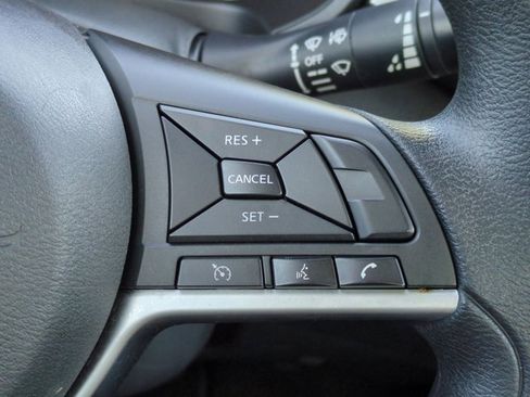 Used 2024 Nissan Altima 2.5 SV image 23