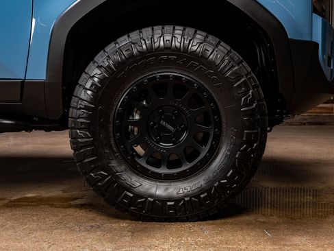 Used 2025 Toyota Land Cruiser w/ Premium Package image 12