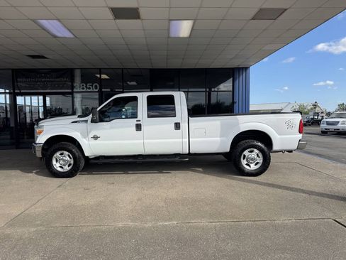 Used 2013 Ford F350 XLT w/ Camper Pkg AWD/4WD image 2
