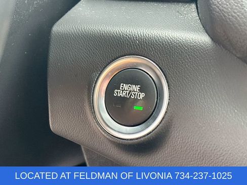 Used 2022 GMC Terrain Denali w/ Denali Premium Package image 16