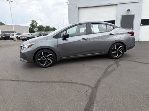 Used 2025 Nissan Versa SR w/ Trunk Package FWD image 17