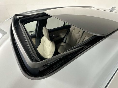 New 2026 Volvo XC90 T8 Plus image 19