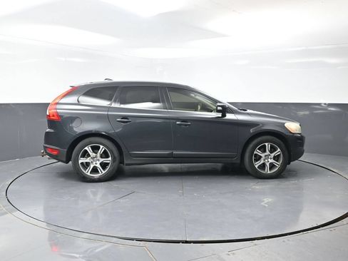 Used 2012 Volvo XC60 T6 AWD/4WD image 2