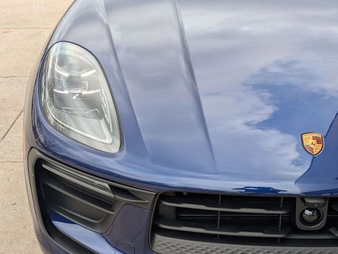 New 2026 Porsche Macan image 12