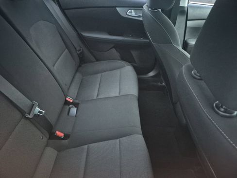 Used 2023 Kia Forte LXS w/ LXS Technology Package FWD image 29