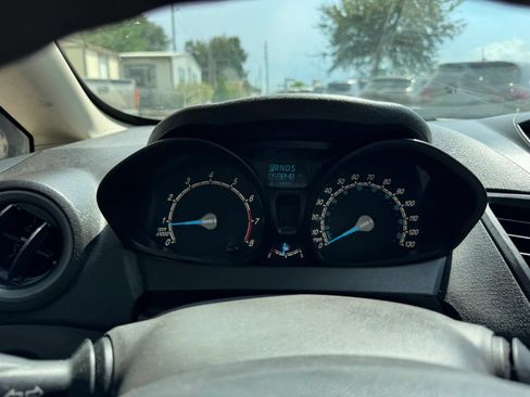 Used 2019 Ford Fiesta S FWD image 33