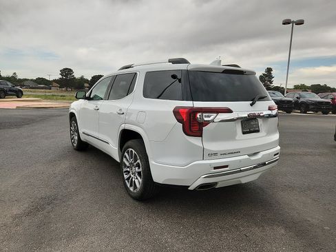Used 2022 GMC Acadia Denali w/ Denali Ultimate Package FWD image 5