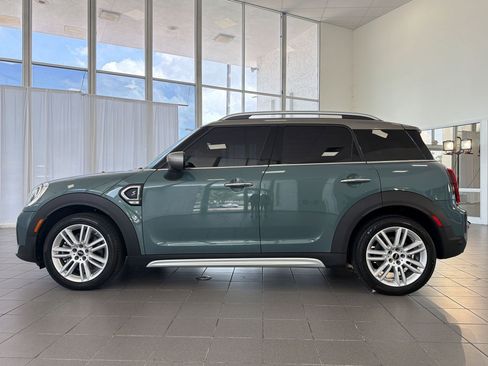 Used 2024 MINI Cooper Countryman S w/ Signature Upholstery Package FWD image 2