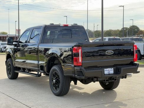New 2026 Ford F350 Lariat w/ Black Appearance Package image 37