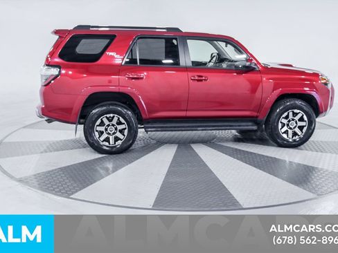 Used 2024 Toyota 4Runner TRD Off-Road image 12