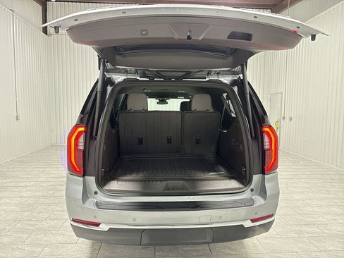 New 2026 GMC Yukon XL Elevation w/ LPO, Floor Liner Package image 27