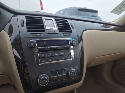 Used 2008 Cadillac DTS image 6