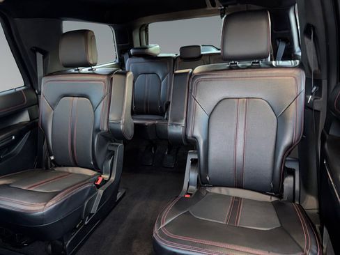 Certified 2021 Ford Expedition Limited AWD/4WD image 18