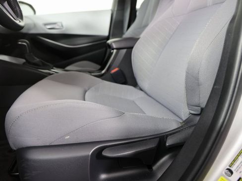 Used 2024 Toyota Corolla SE image 12