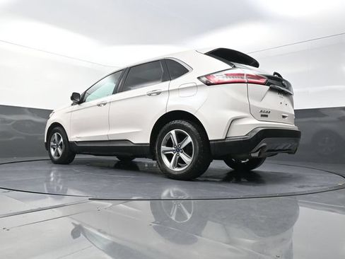 Used 2019 Ford Edge SEL w/ Equipment Group 201A AWD/4WD image 35