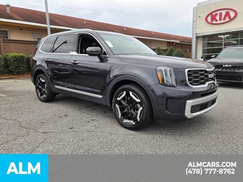 Used 2025 Kia Telluride S AWD/4WD image 18