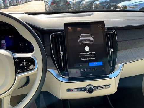 New 2026 Volvo XC90 B6 Ultra w/ Lounge Package image 18