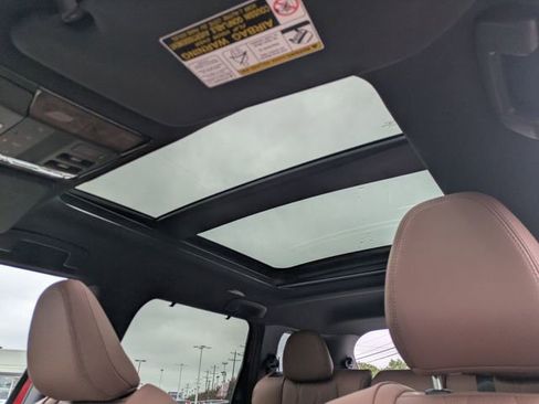 New 2025 Mitsubishi Outlander SEL image 25