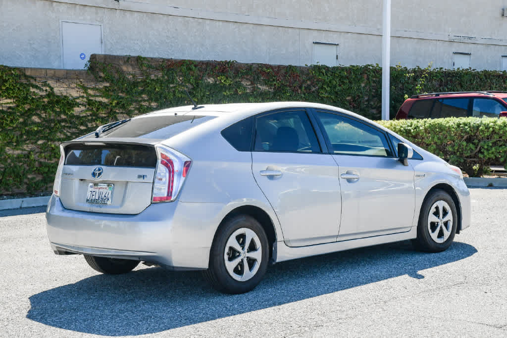 Used 2014 Toyota Prius Three FWD image 9