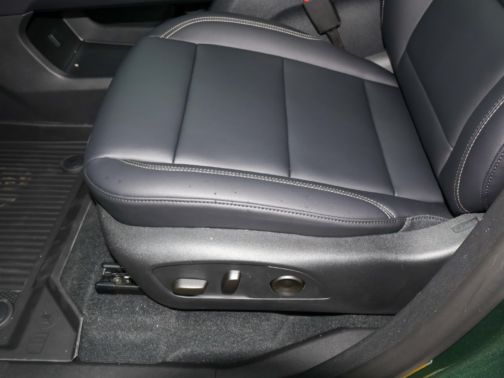 New 2027 GMC Acadia Elevation w/ Black Edition AWD/4WD image 10