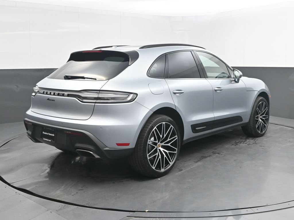New 2026 Porsche Macan AWD/4WD image 7