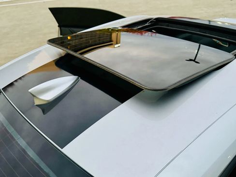 Used 2016 Chevrolet Camaro SS image 45