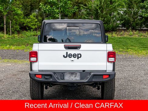 Used 2025 Jeep Gladiator Sport AWD/4WD image 7