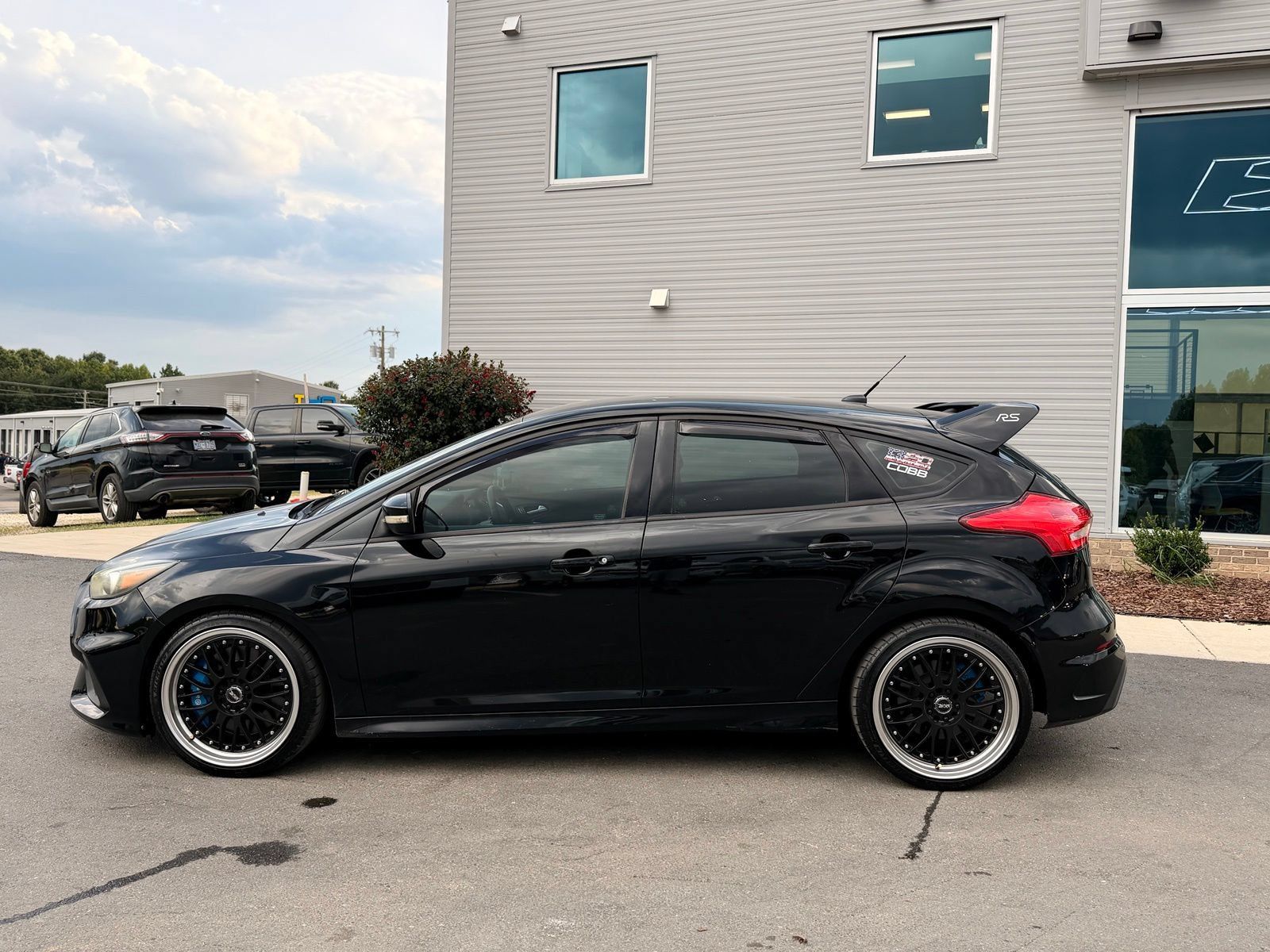 Used 2017 Ford Focus RS AWD/4WD image 18
