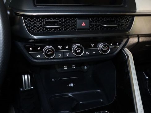 Certified 2025 Acura ADX A-Spec image 19