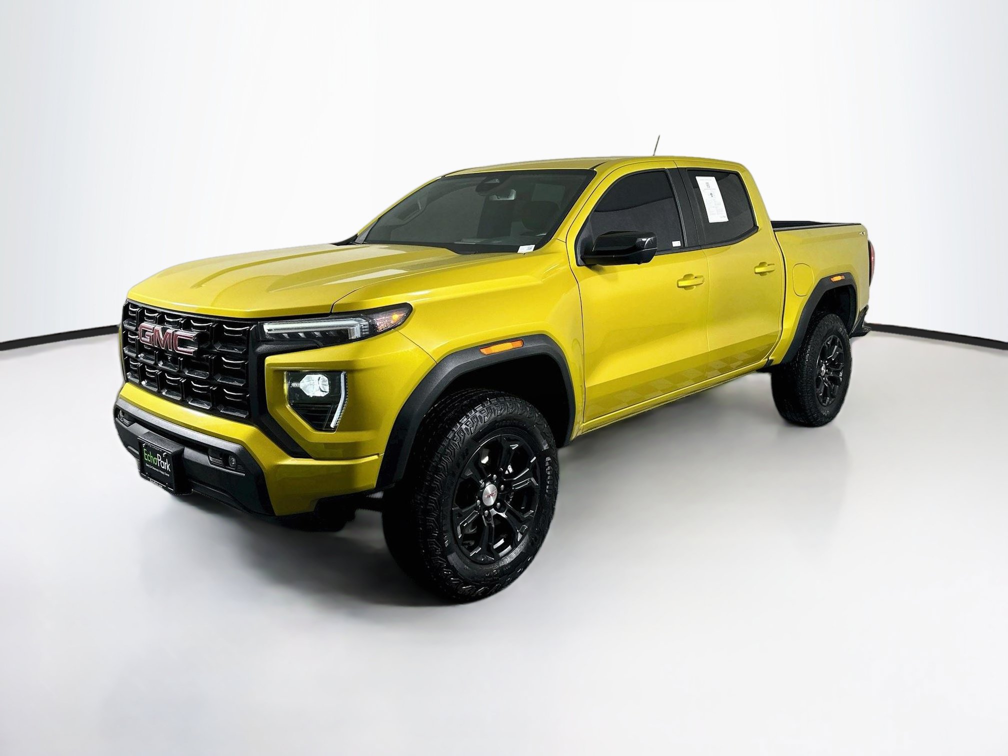 Used 2024 GMC Canyon Elevation w/ Convenience Package AWD/4WD image 3
