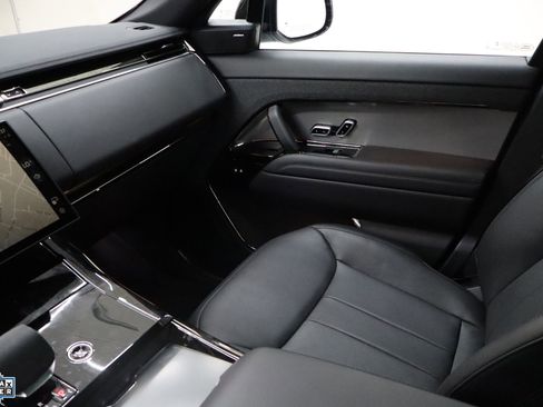 Used 2025 Land Rover Range Rover Sport SE image 22