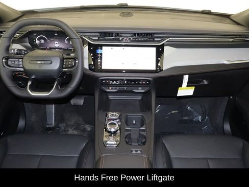 New 2026 Jeep Cherokee Limited image 14