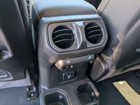New 2026 Jeep Gladiator Sport AWD/4WD image 31