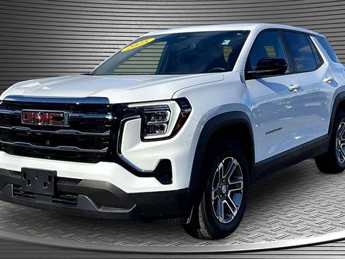 Used 2025 GMC Terrain Elevation image 3