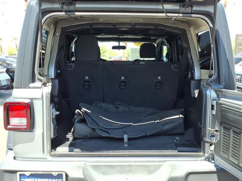 Used 2020 Jeep Wrangler Unlimited Sport AWD/4WD image 11